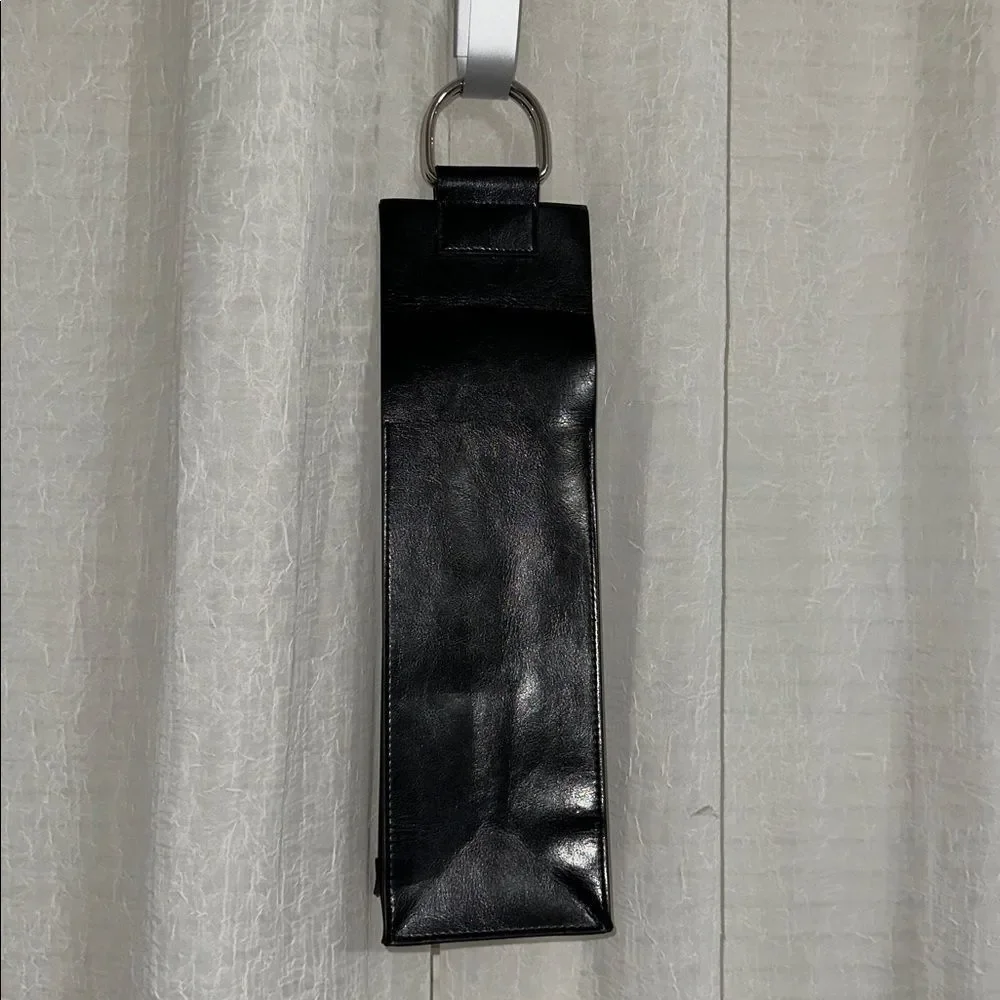 Spector & Co Faux Leather Doh Le D Ring Handle Black Bottle Carrying Case